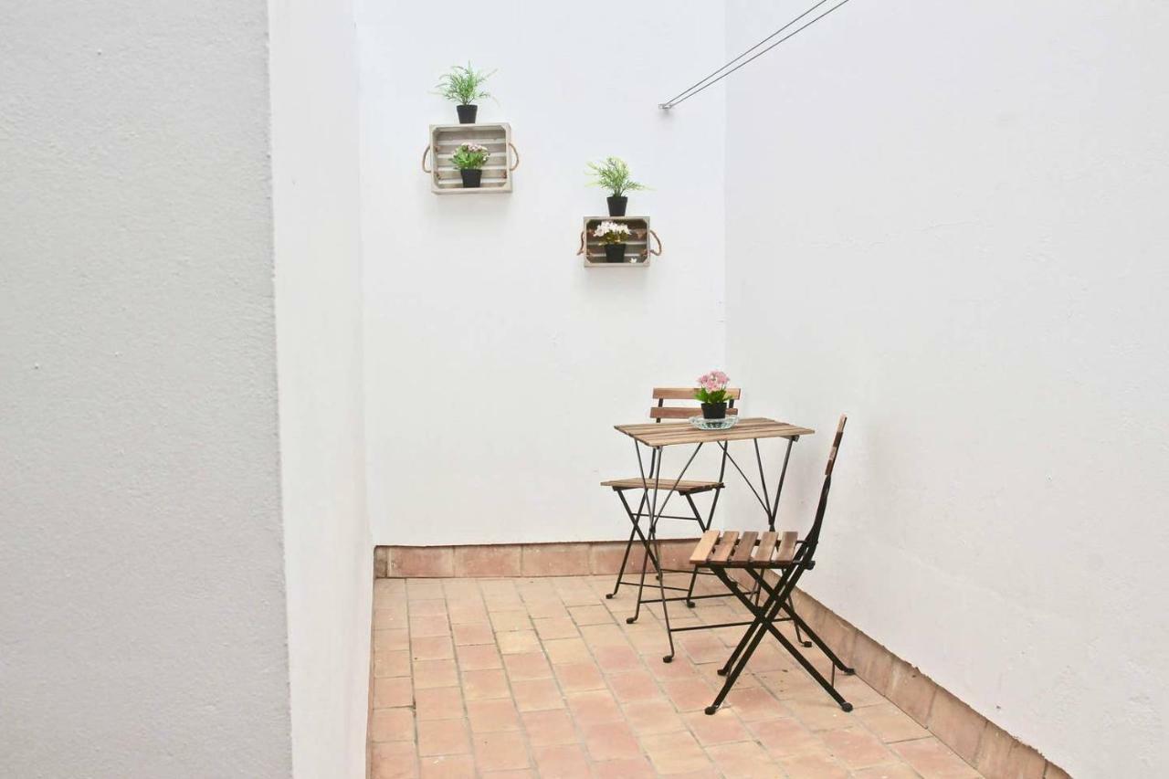 Apartamento Patio Junto A La Playa Cádiz Exteriör bild