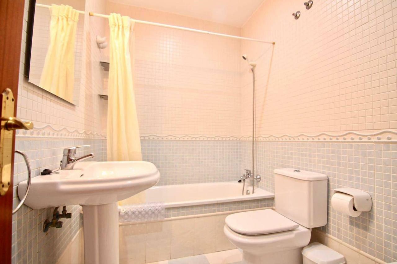 Apartamento Patio Junto A La Playa Cádiz Exteriör bild
